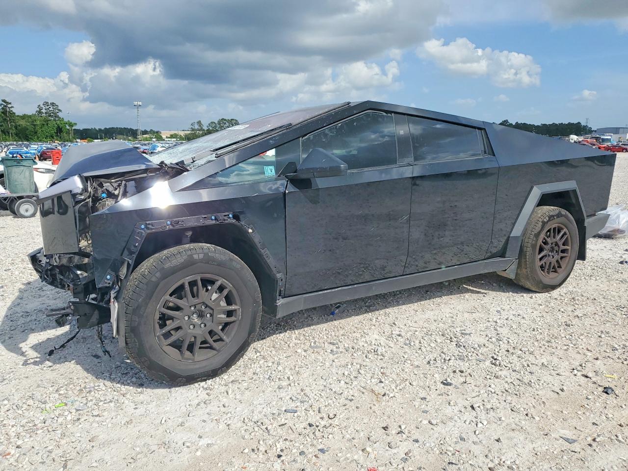 Salvage Tesla Cybertruck Image