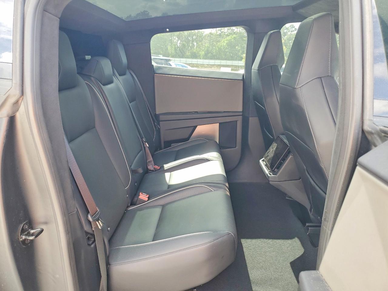 Tesla Cybertruck