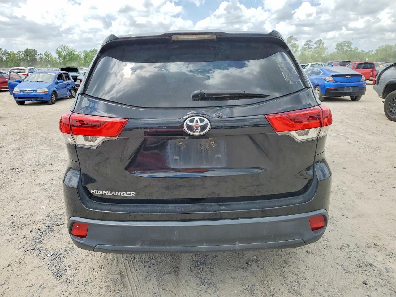 Toyota Highlander Le