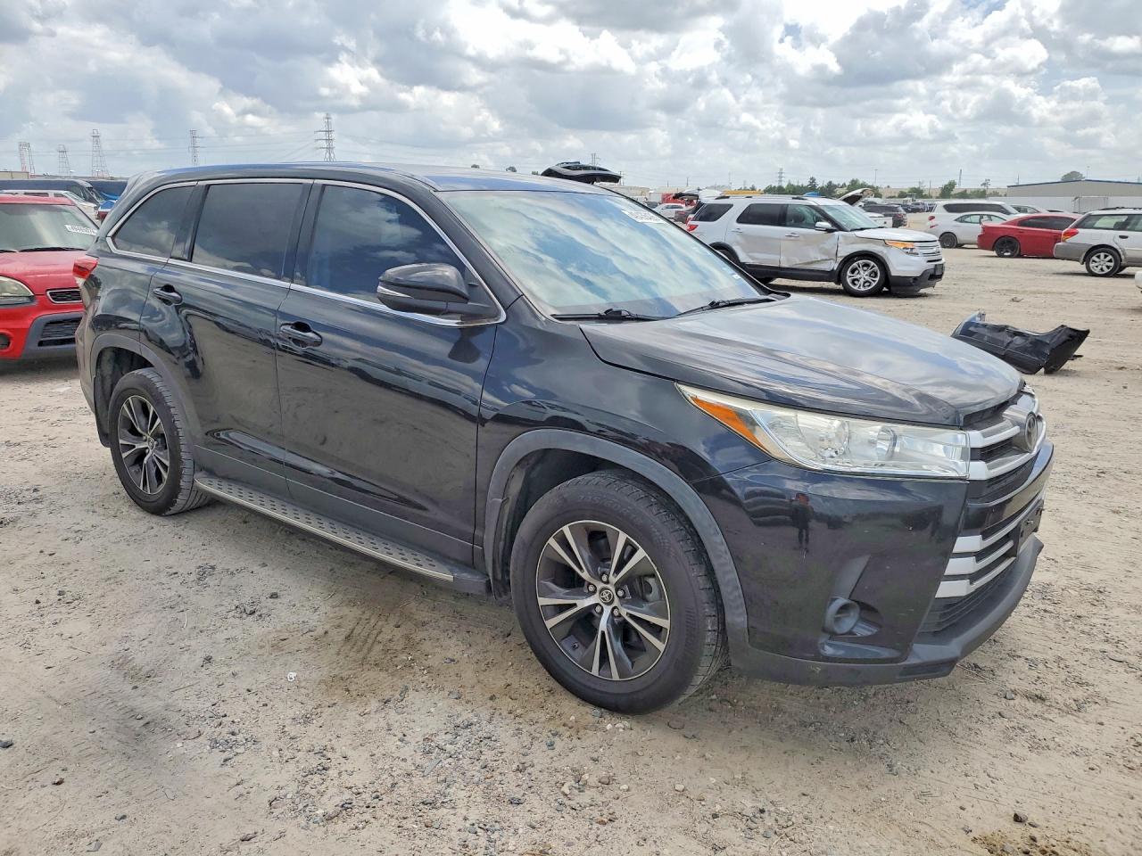 Toyota Highlander Le