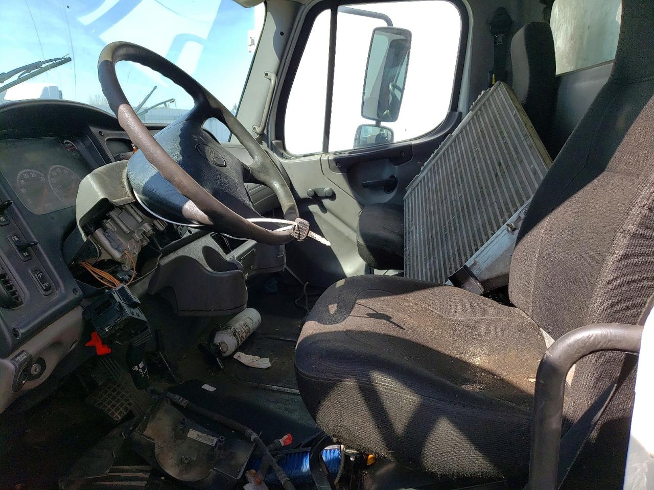 Freightliner M2