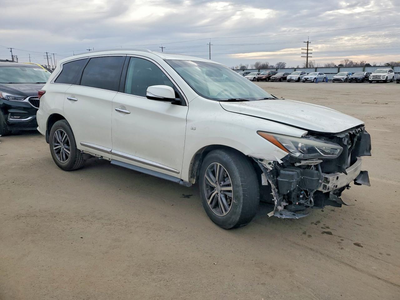 INFINITI Qx