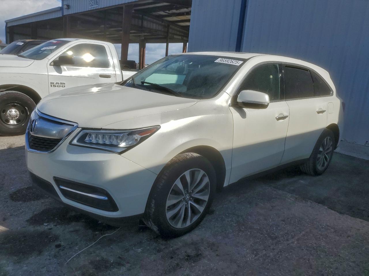 Salvage Acura MDX Image
