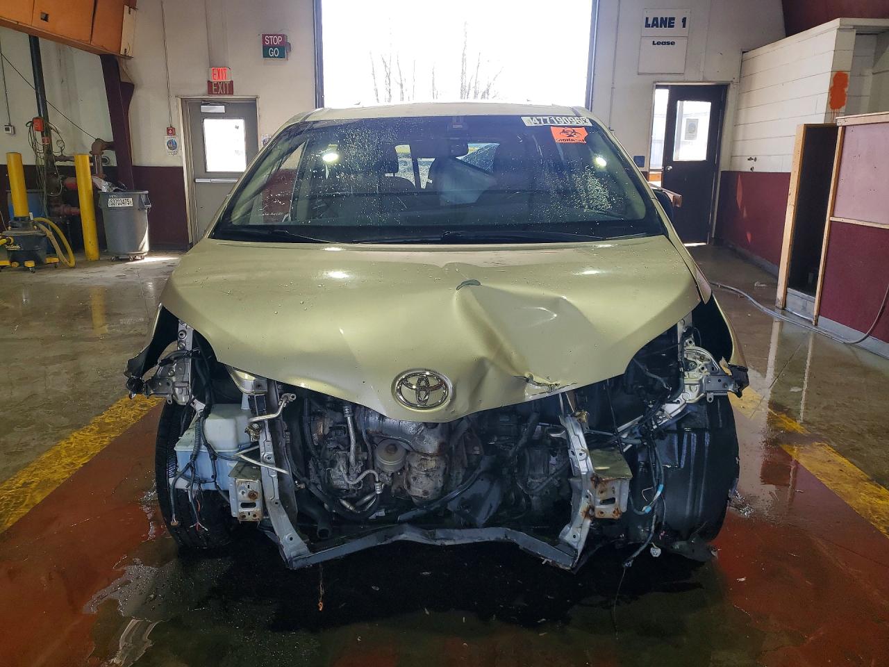 Toyota Sienna Xle 8-passenger