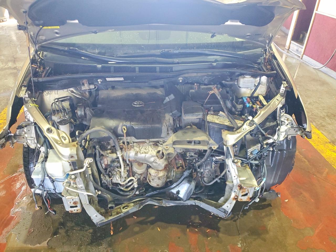 Toyota Sienna Xle 8-passenger