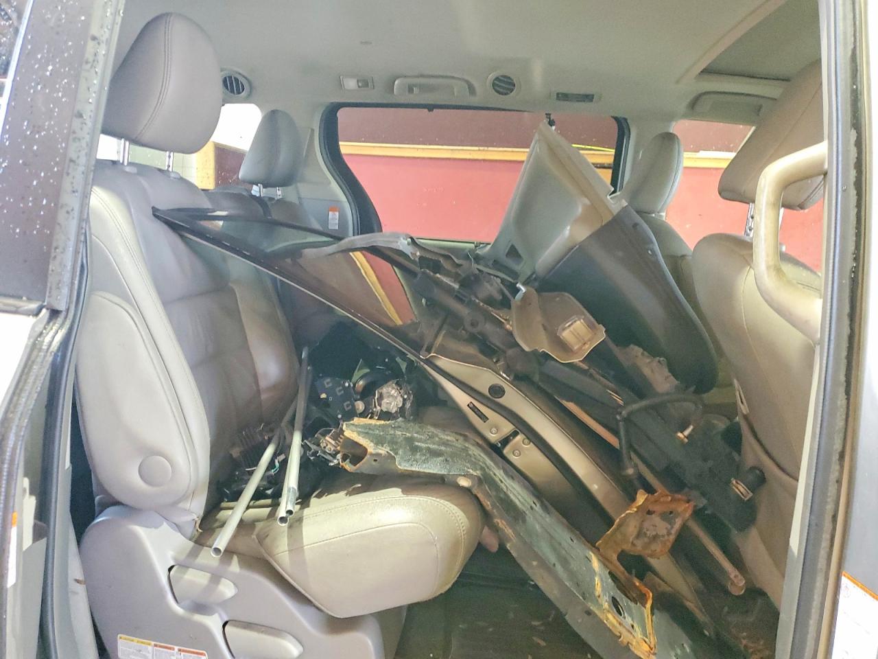Toyota Sienna Xle 8-passenger