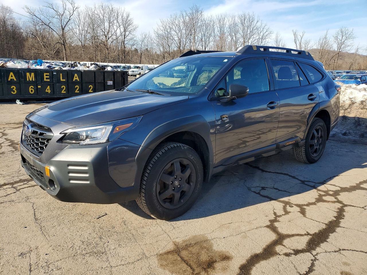 Salvage Subaru Outback Image