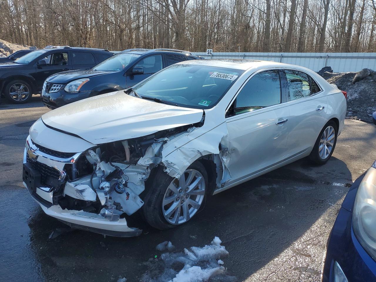 Salvage Chevrolet Malibu Image