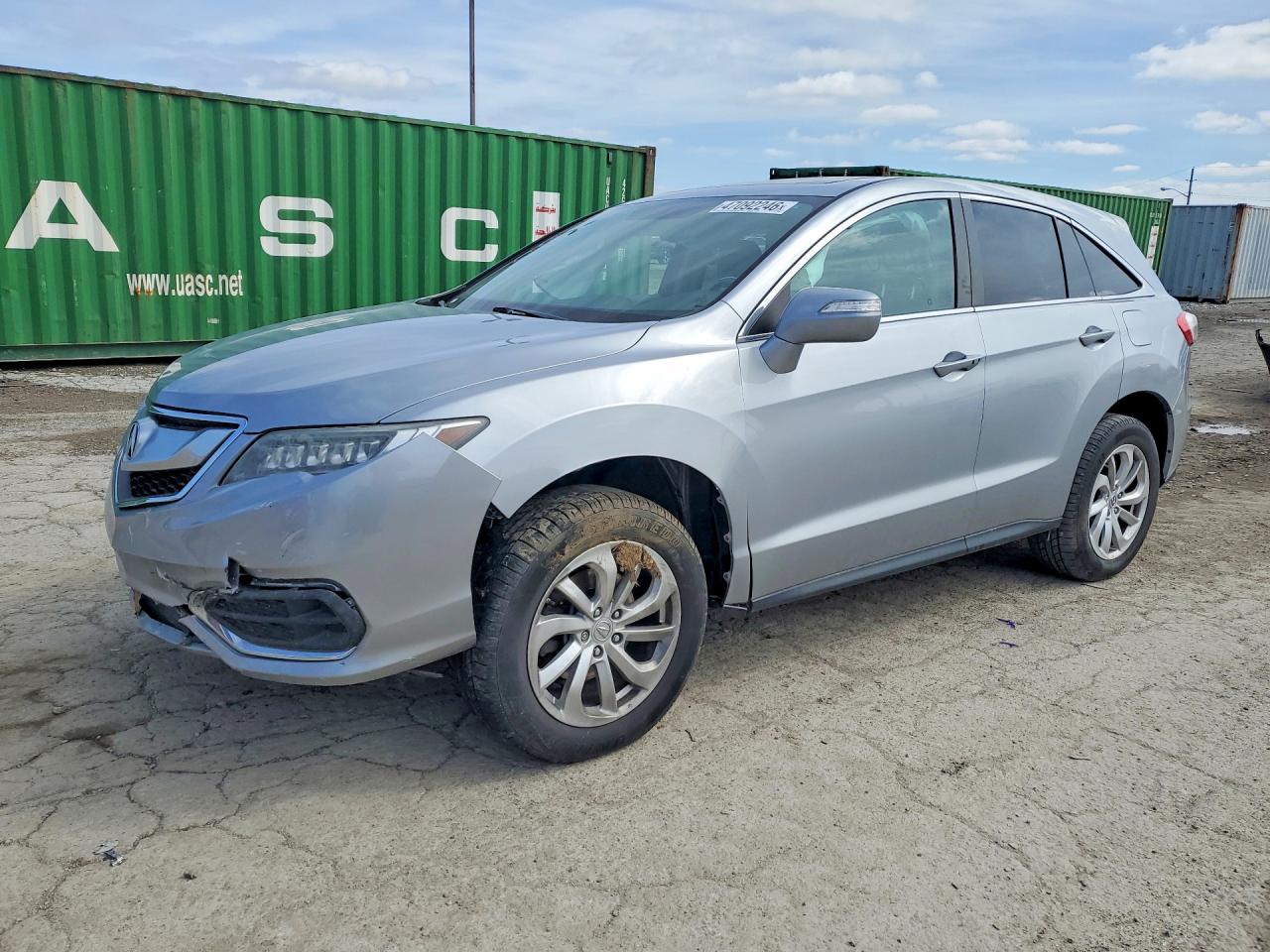 Salvage Acura RDX Image