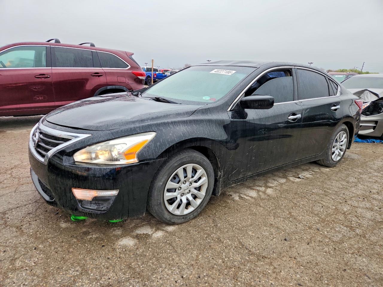 Salvage Nissan Altima Image
