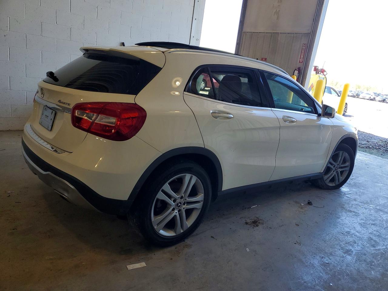 Mercedes-Benz GLA 250 4matic