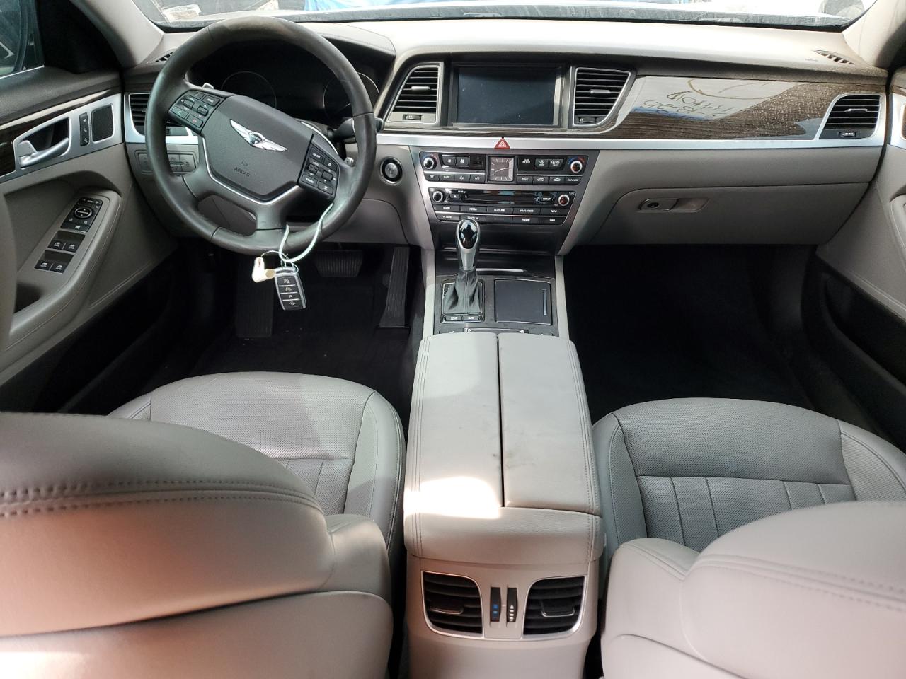 Genesis G80 Base