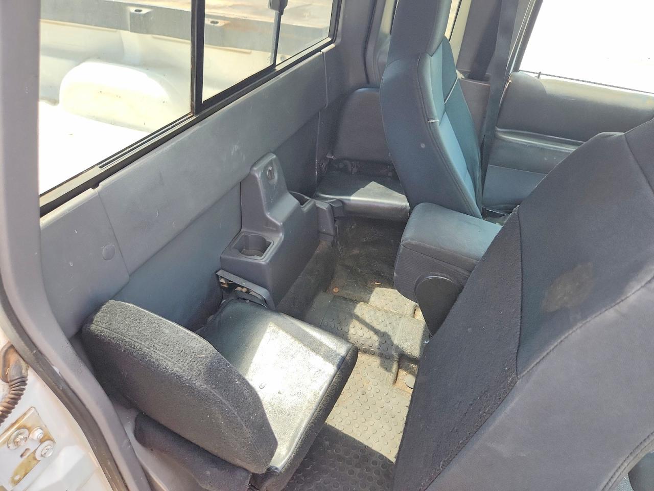 Ford Ranger Super Cab