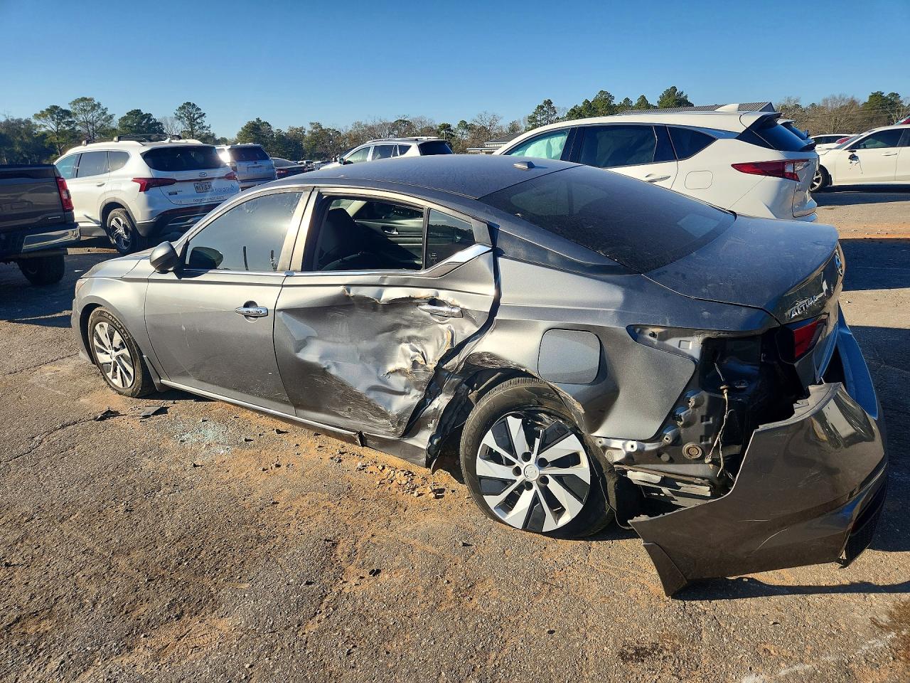 Nissan Altima S