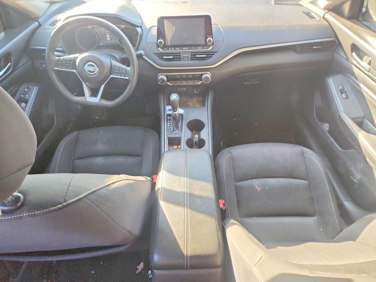 Nissan Altima S