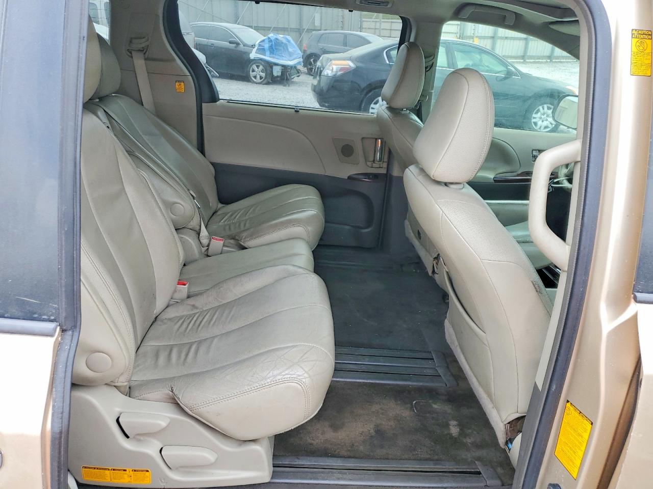 Toyota Sienna Xle 8-passenger