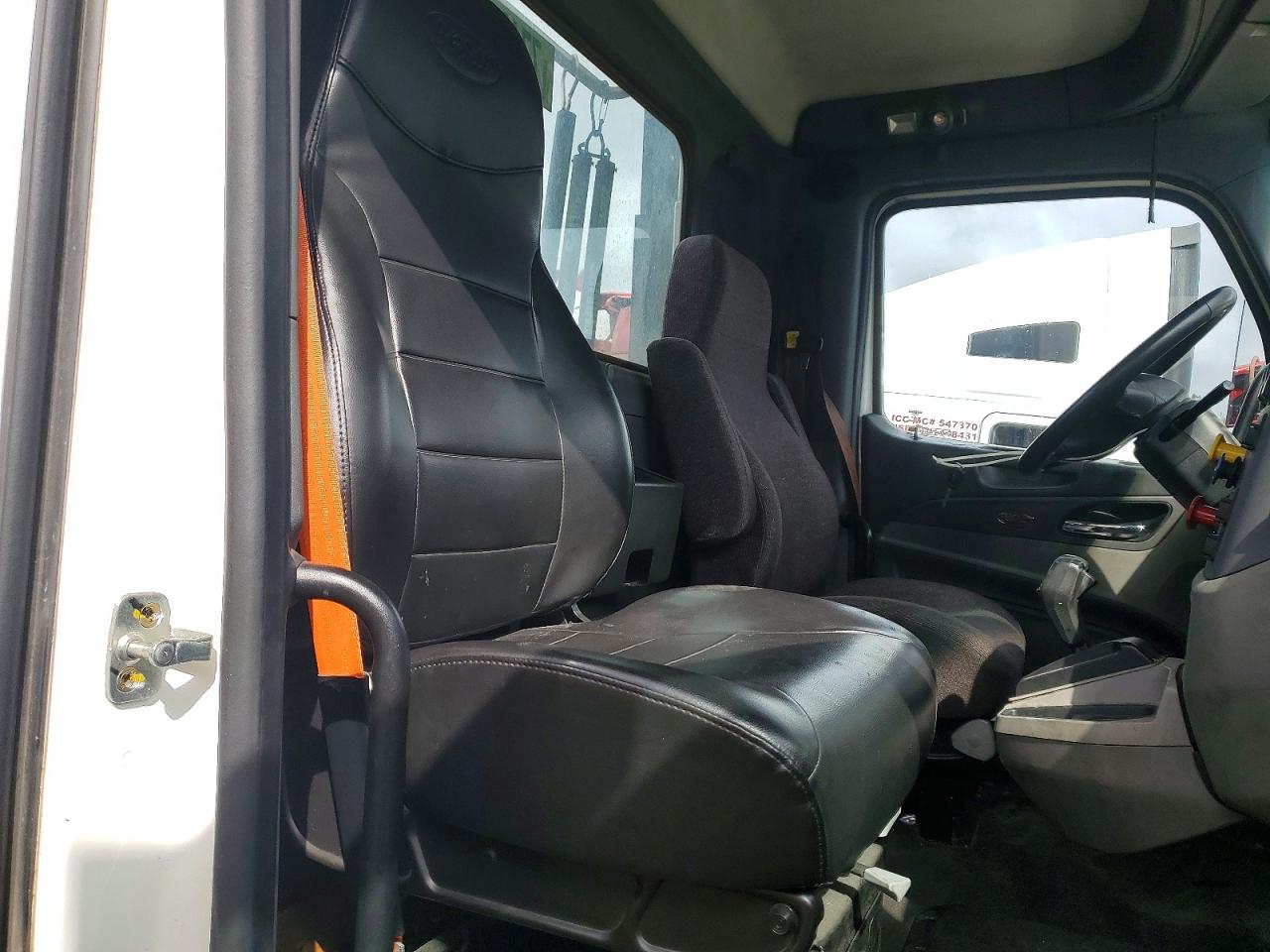 Peterbilt 579