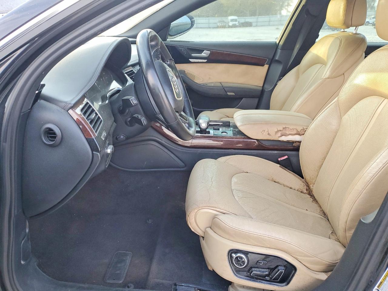 Audi A8 L Quattro