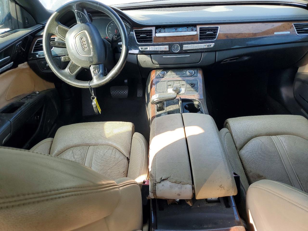 Audi A8 L Quattro