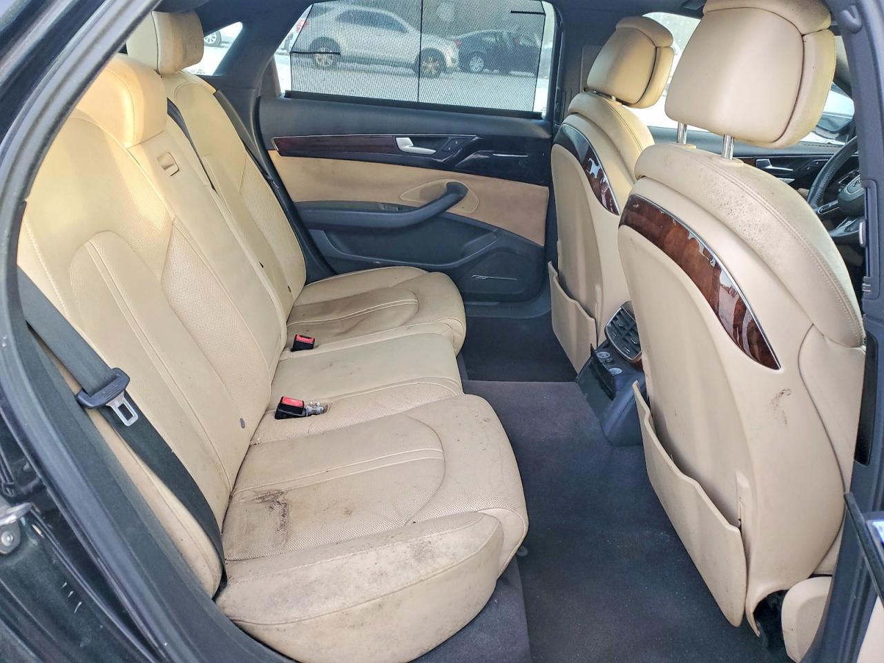 Audi A8 L Quattro