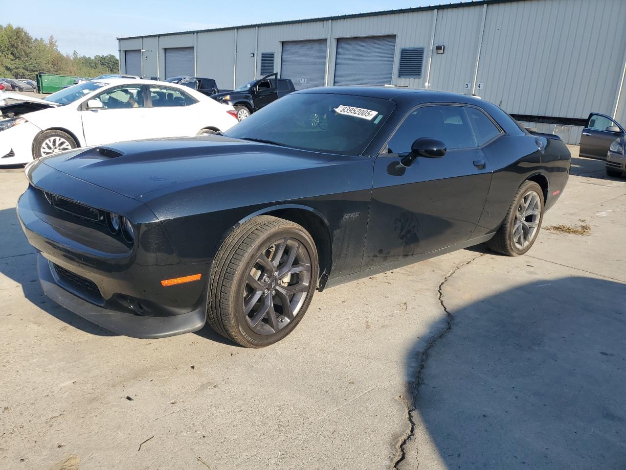 Salvage Dodge Challenger Image