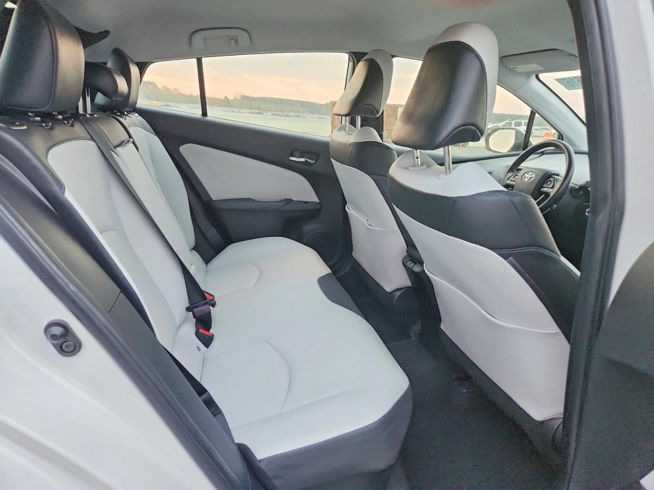 Toyota Prius Xle Awd-e