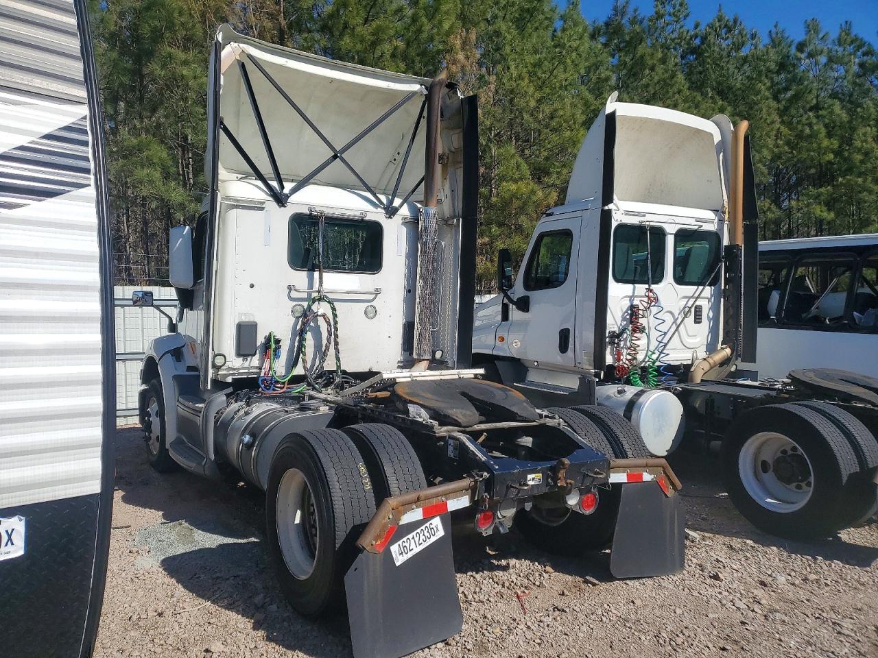Peterbilt 579