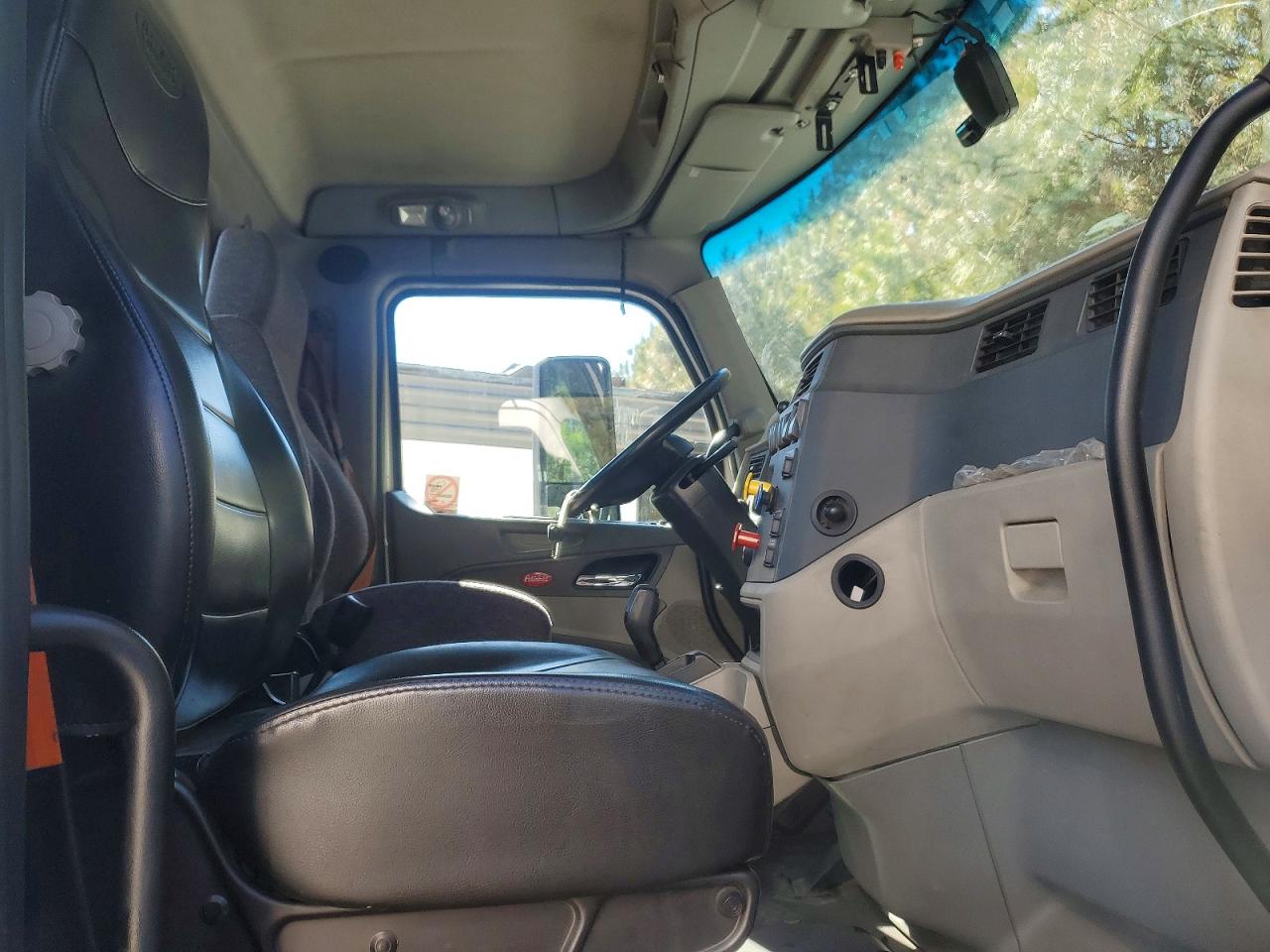 Peterbilt 579