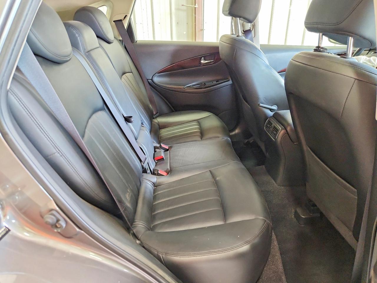INFINITI Ex Base