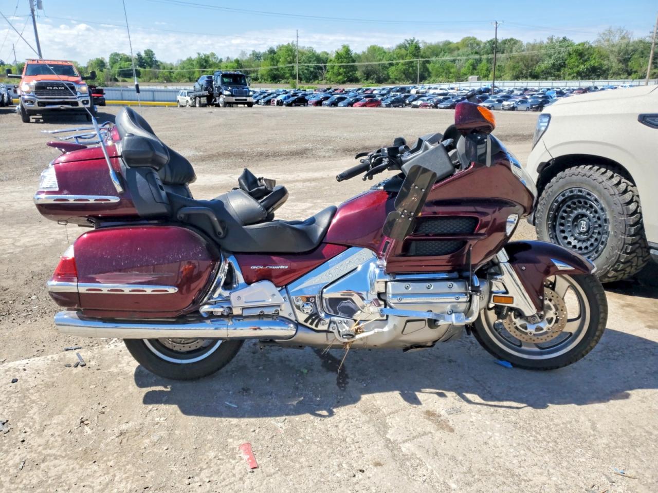 Salvage Honda Gl Cycle Image