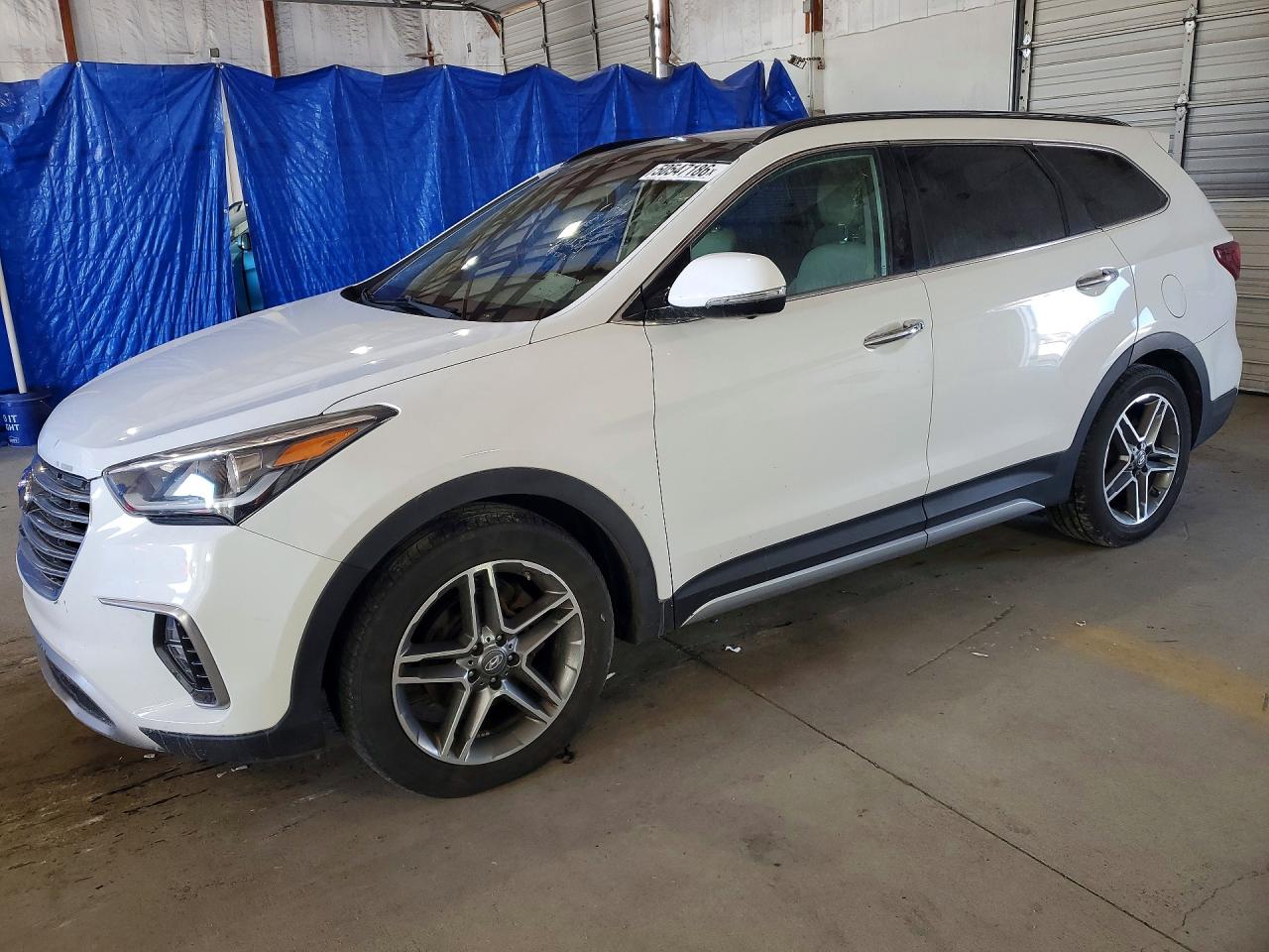 Salvage Hyundai SANTA FE Image