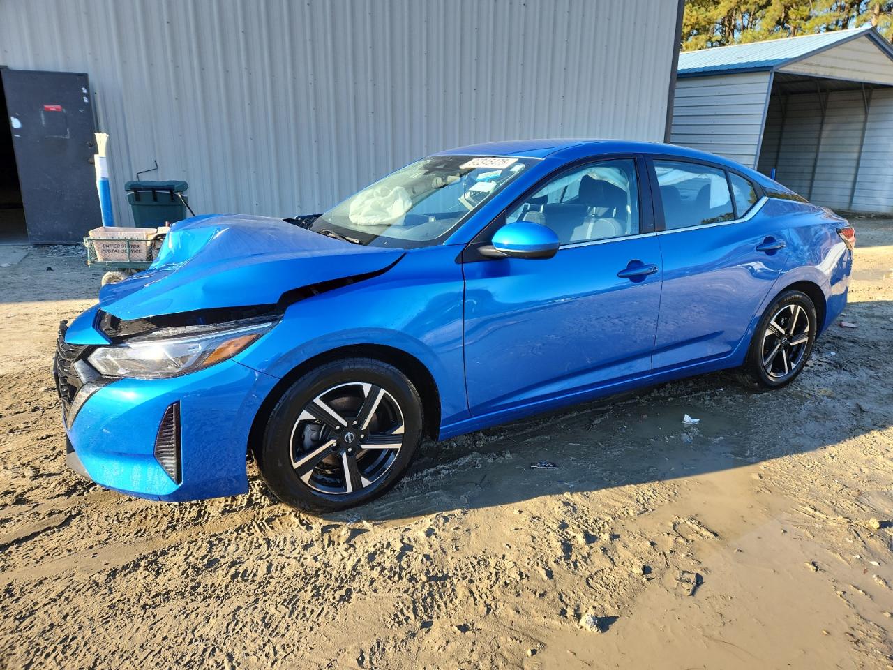 Salvage Nissan Sentra Image