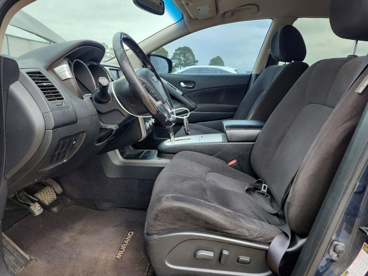 Nissan Murano S