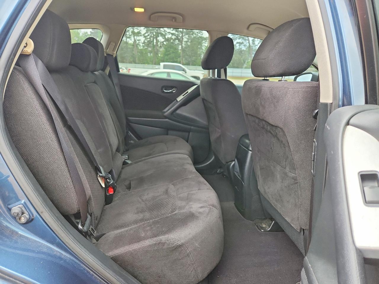 Nissan Murano S