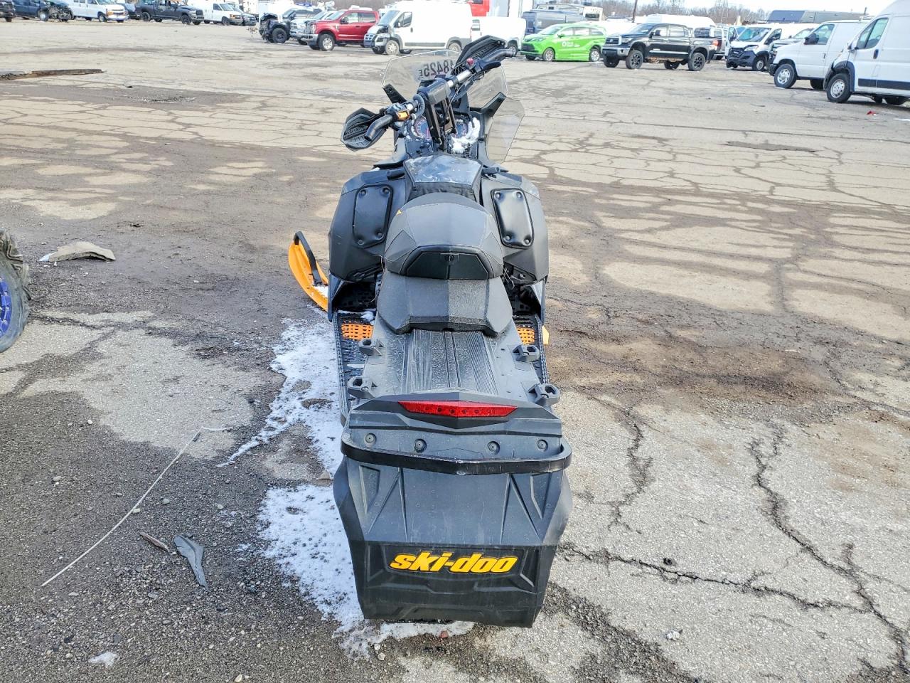 Ski-doo Ski doo