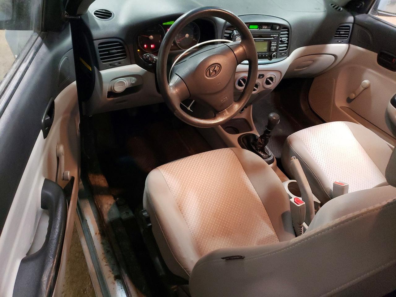Hyundai ACCENT Gs