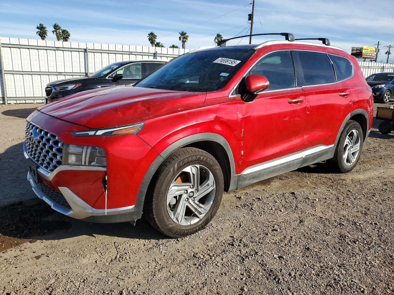 Salvage Hyundai SANTA FE Image