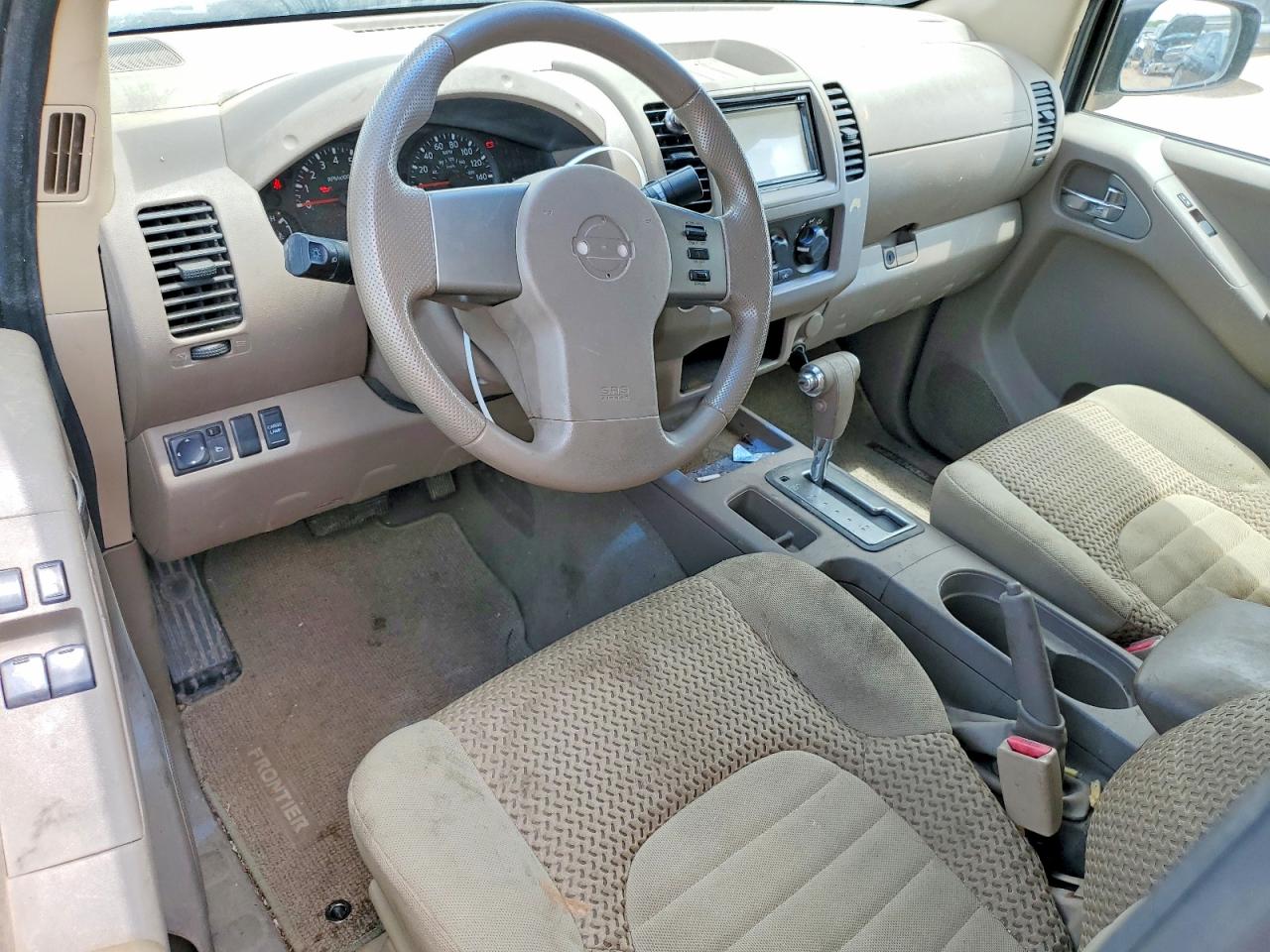 Nissan Frontier Se V6
