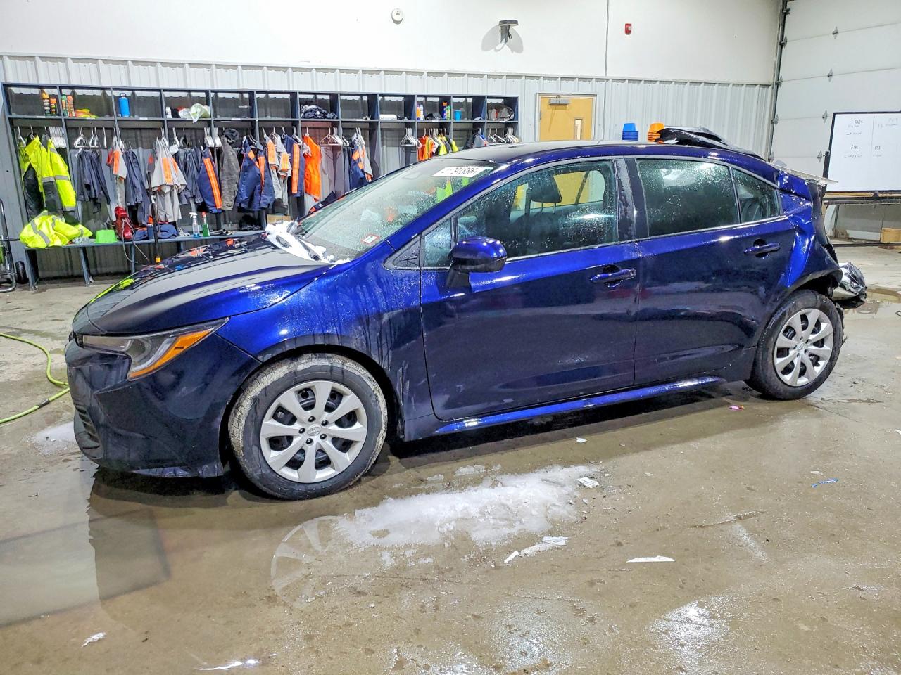 Salvage Toyota Corolla Image