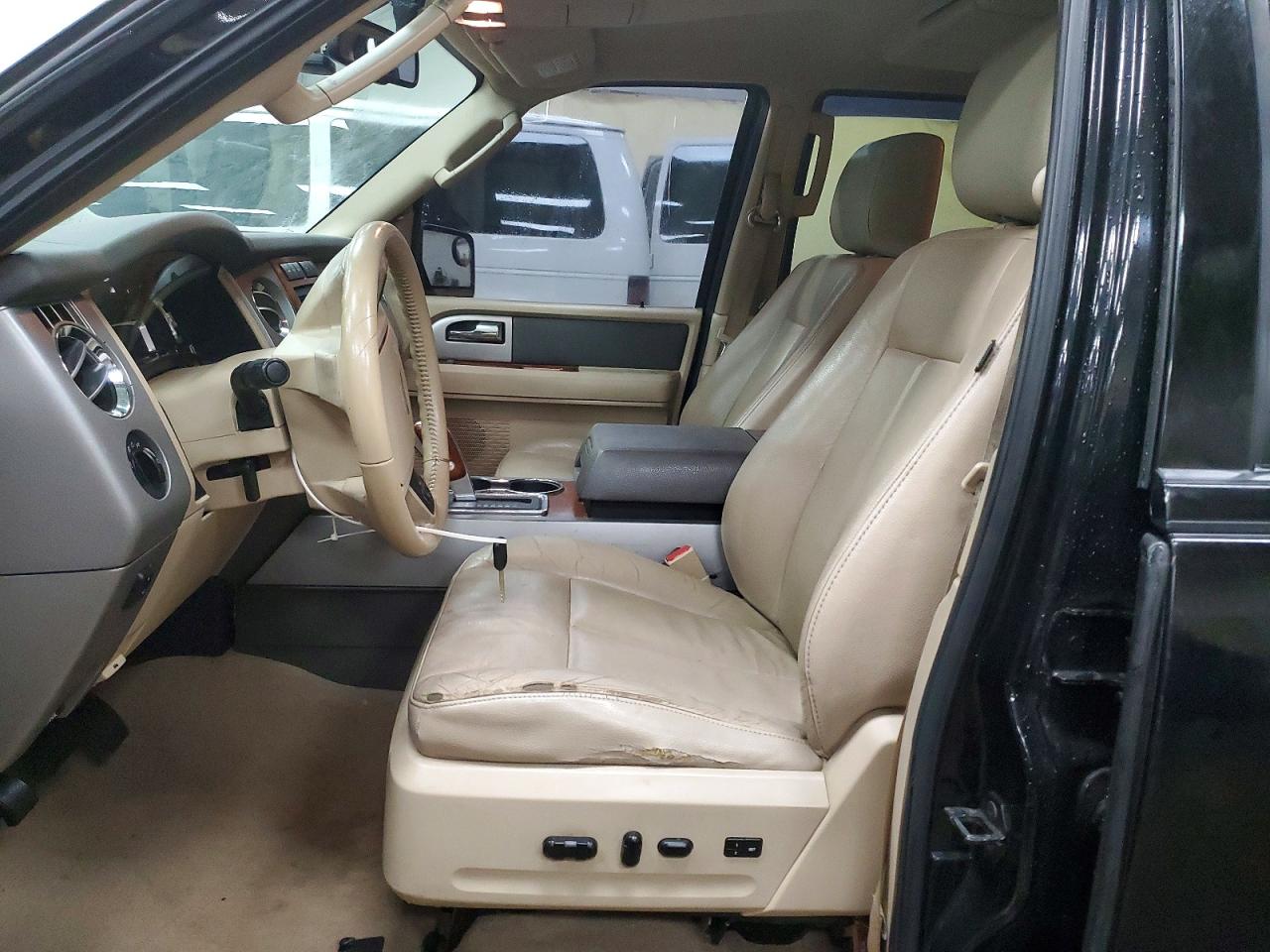 Ford Expedition El Eddie Bauer
