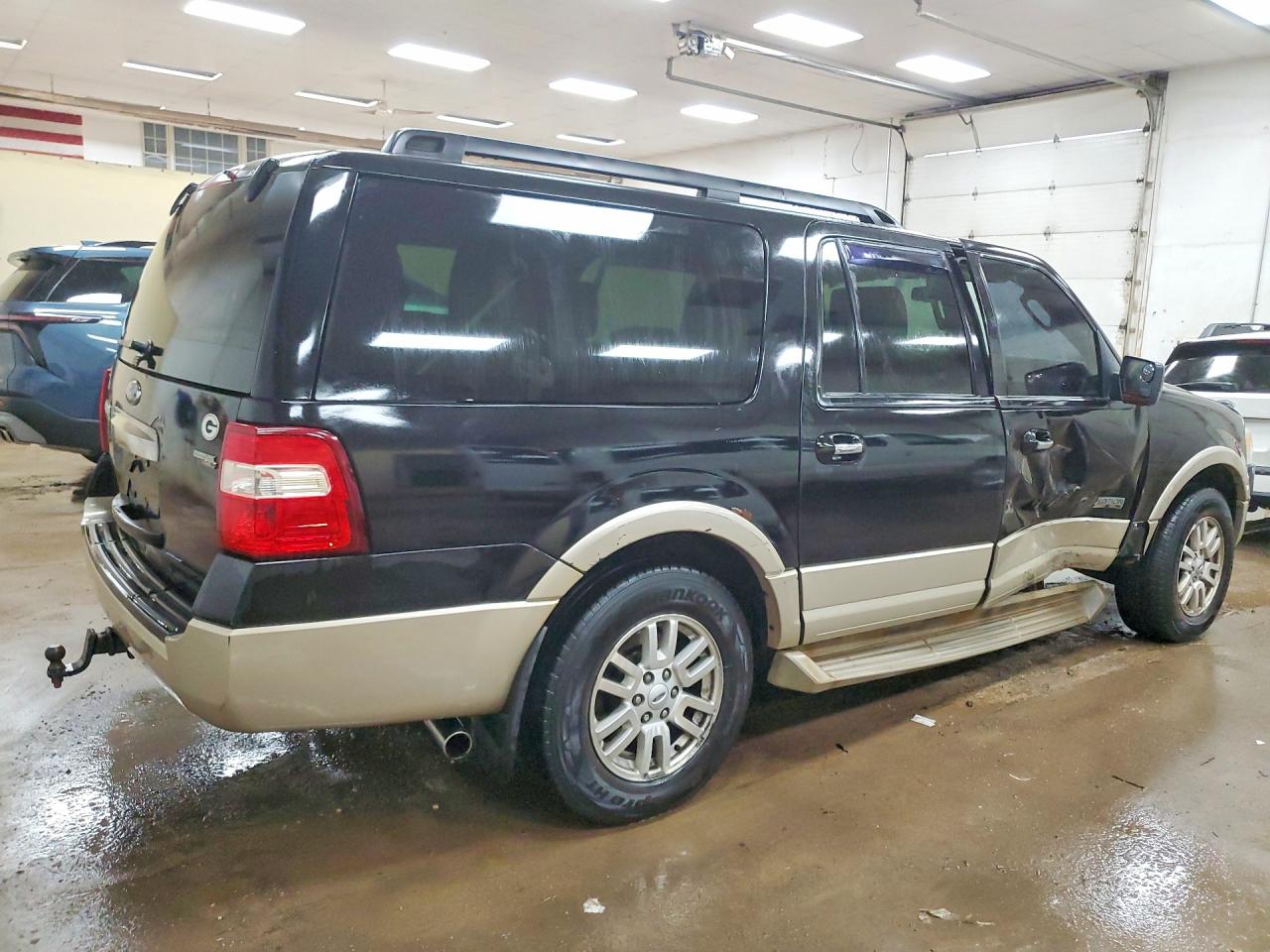 Ford Expedition El Eddie Bauer