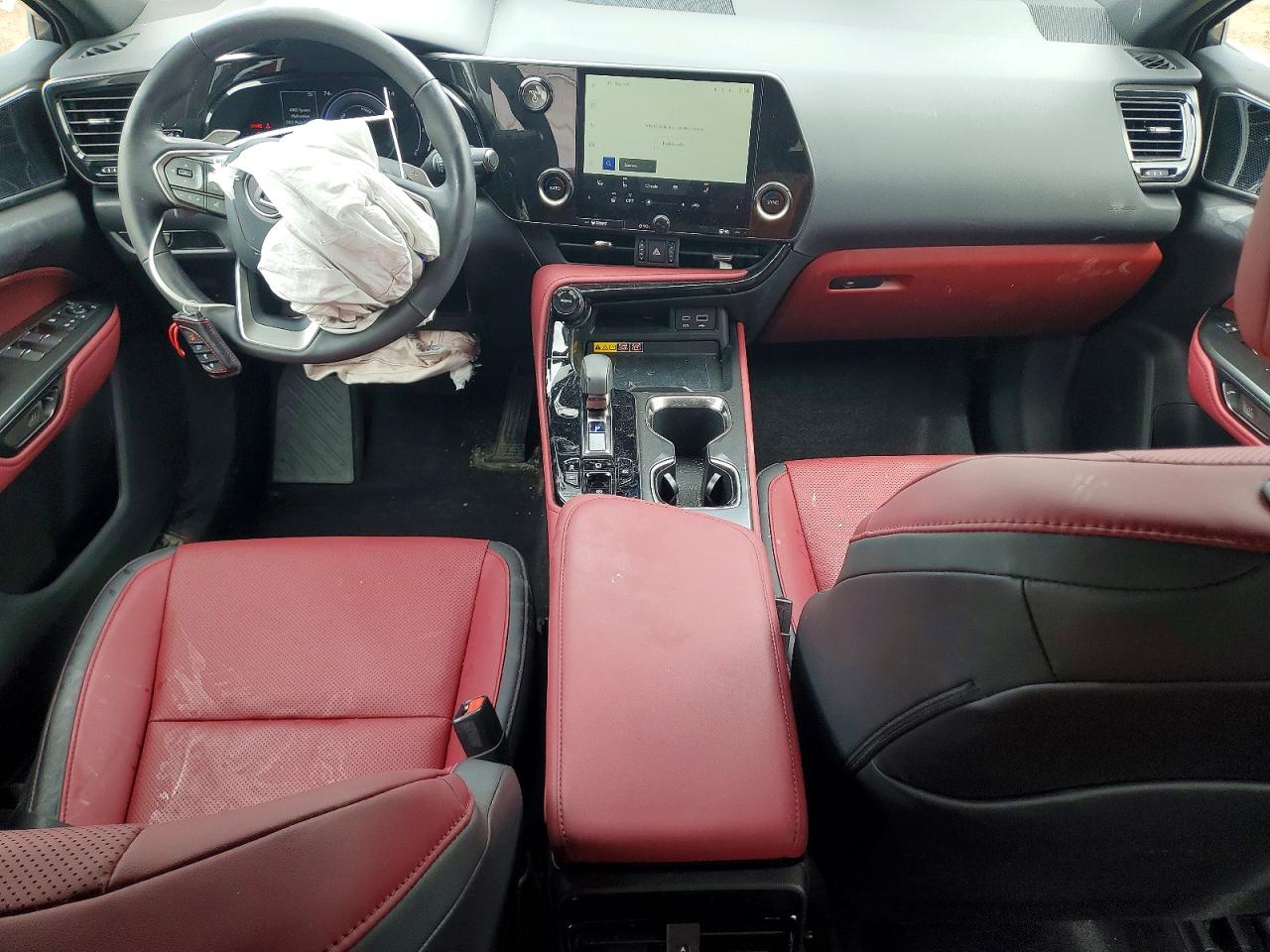 Lexus NX Base