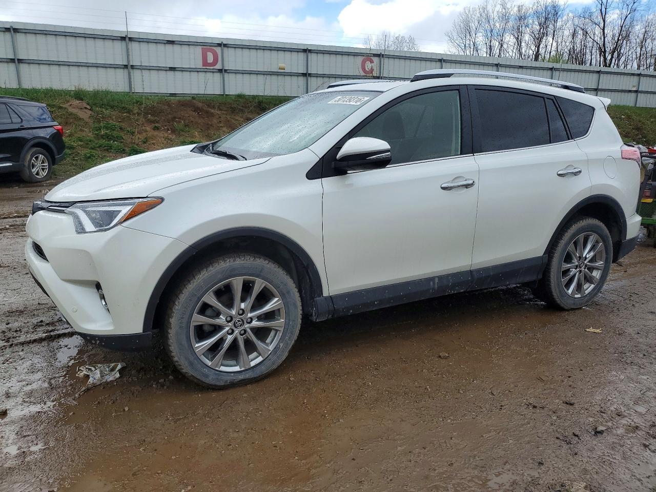 Salvage Toyota RAV4 Image