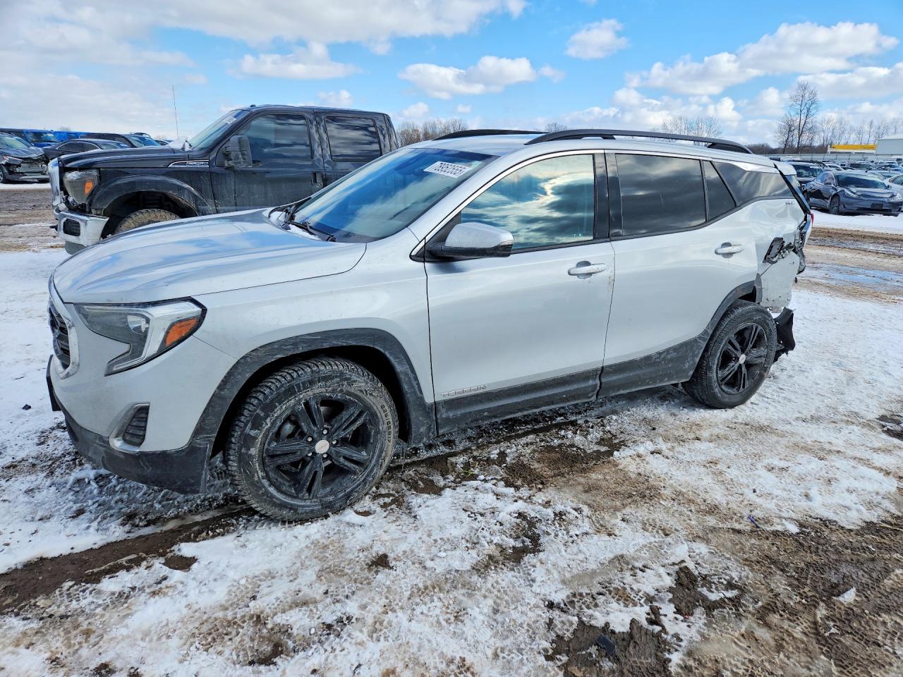 Salvage GMC Terrain Image