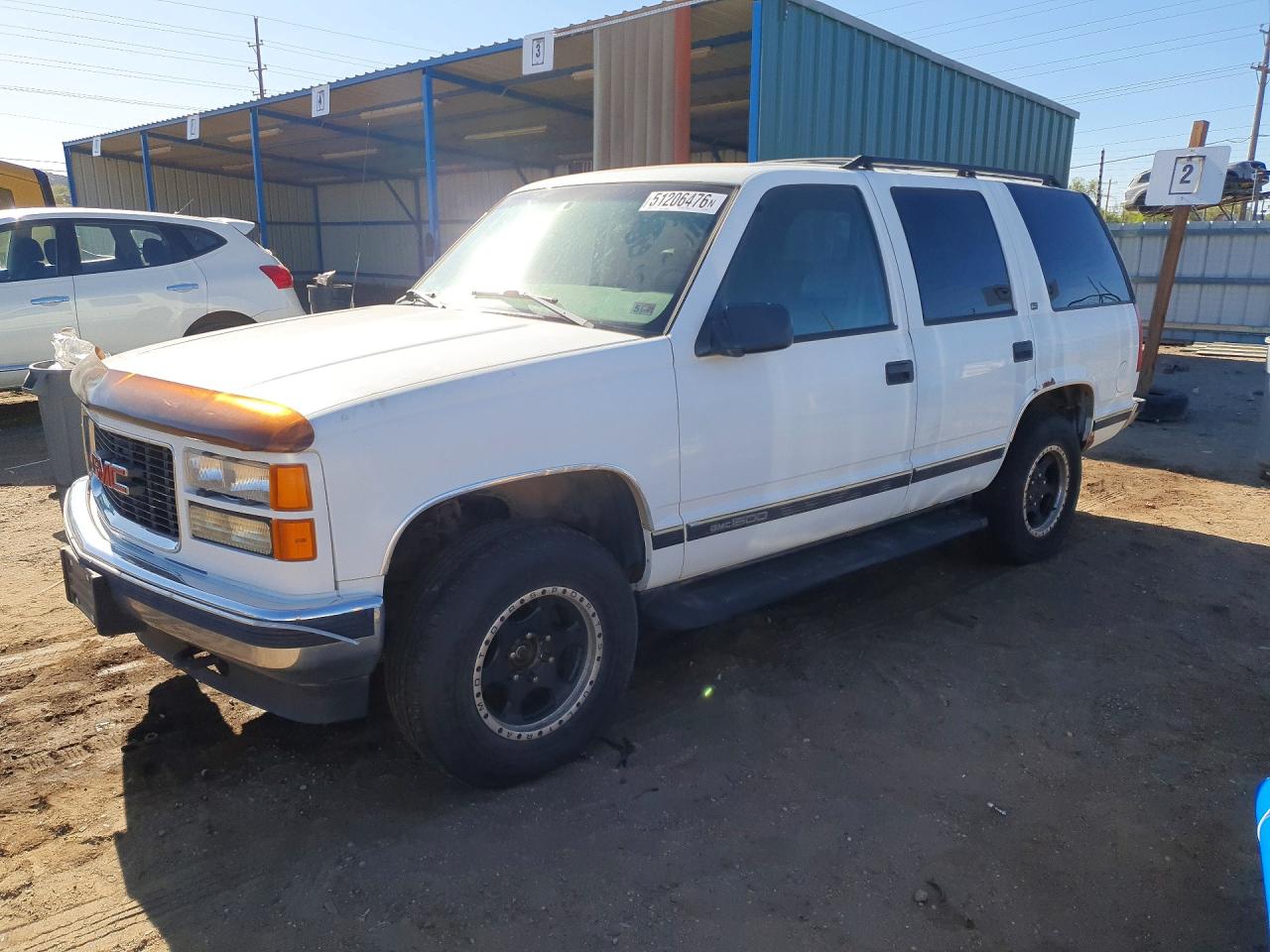 Salvage GMC Yukon Image