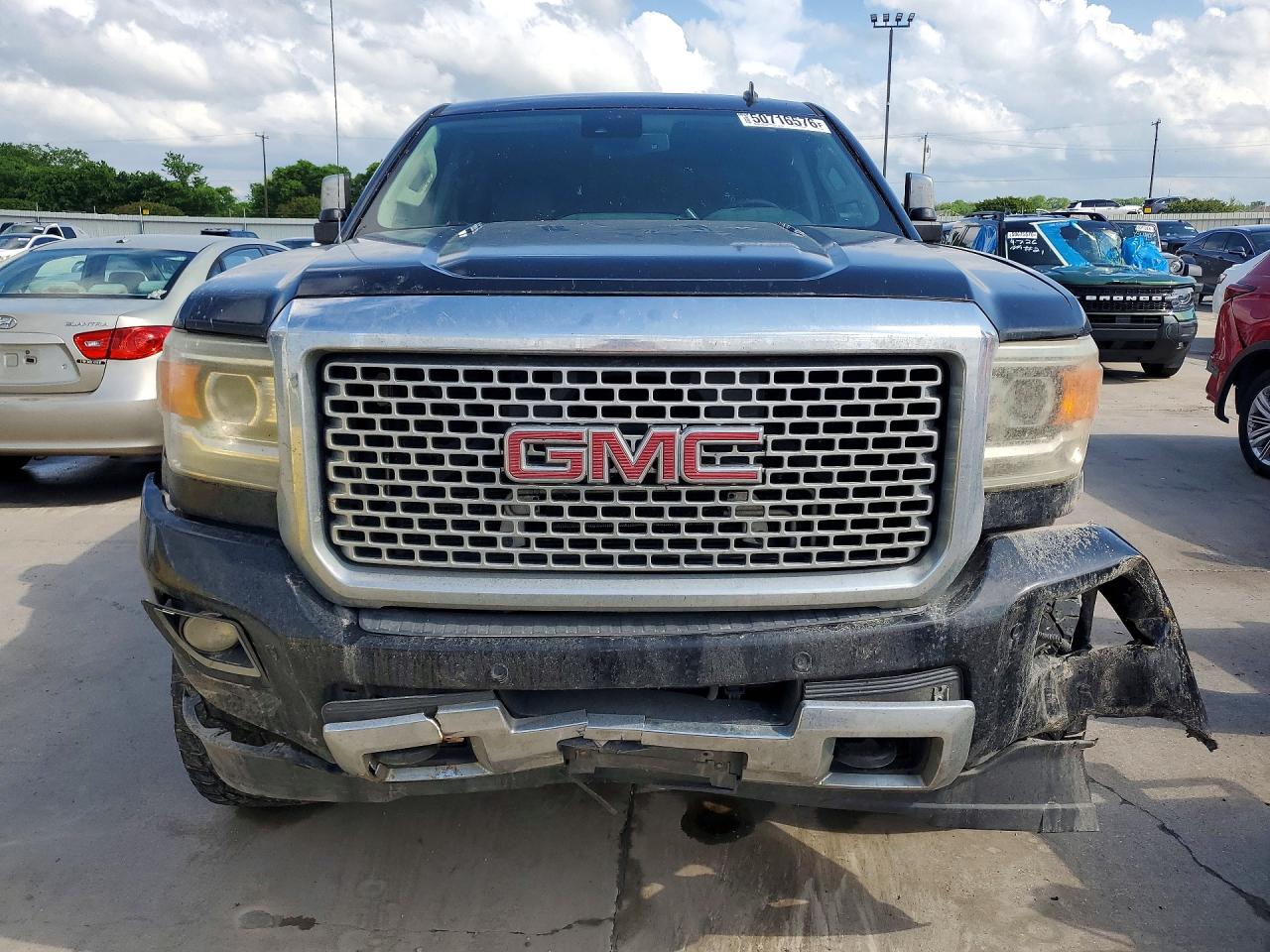 GMC Sierra K2500 Denali