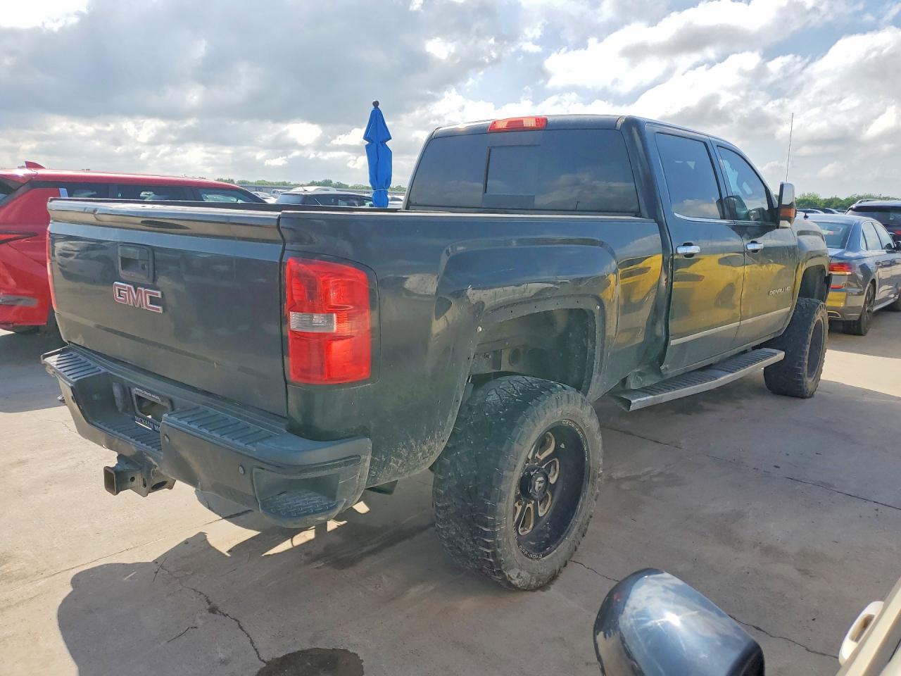 GMC Sierra K2500 Denali