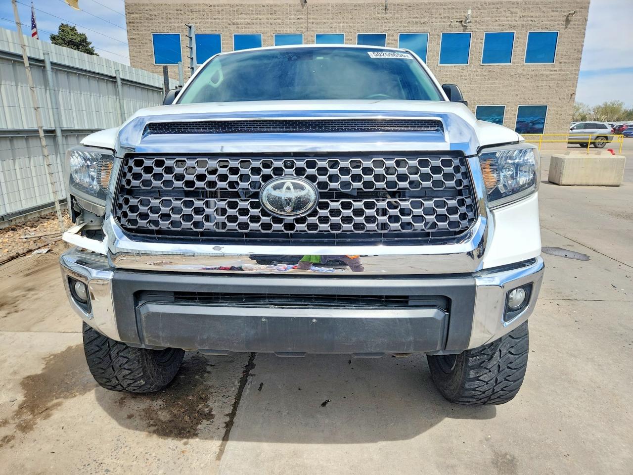 Toyota Tundra Sr5
