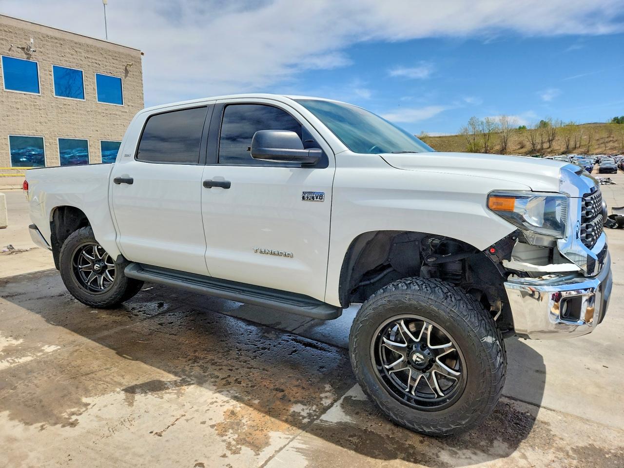 Toyota Tundra Sr5