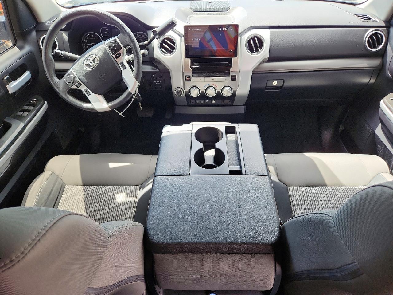Toyota Tundra Sr5